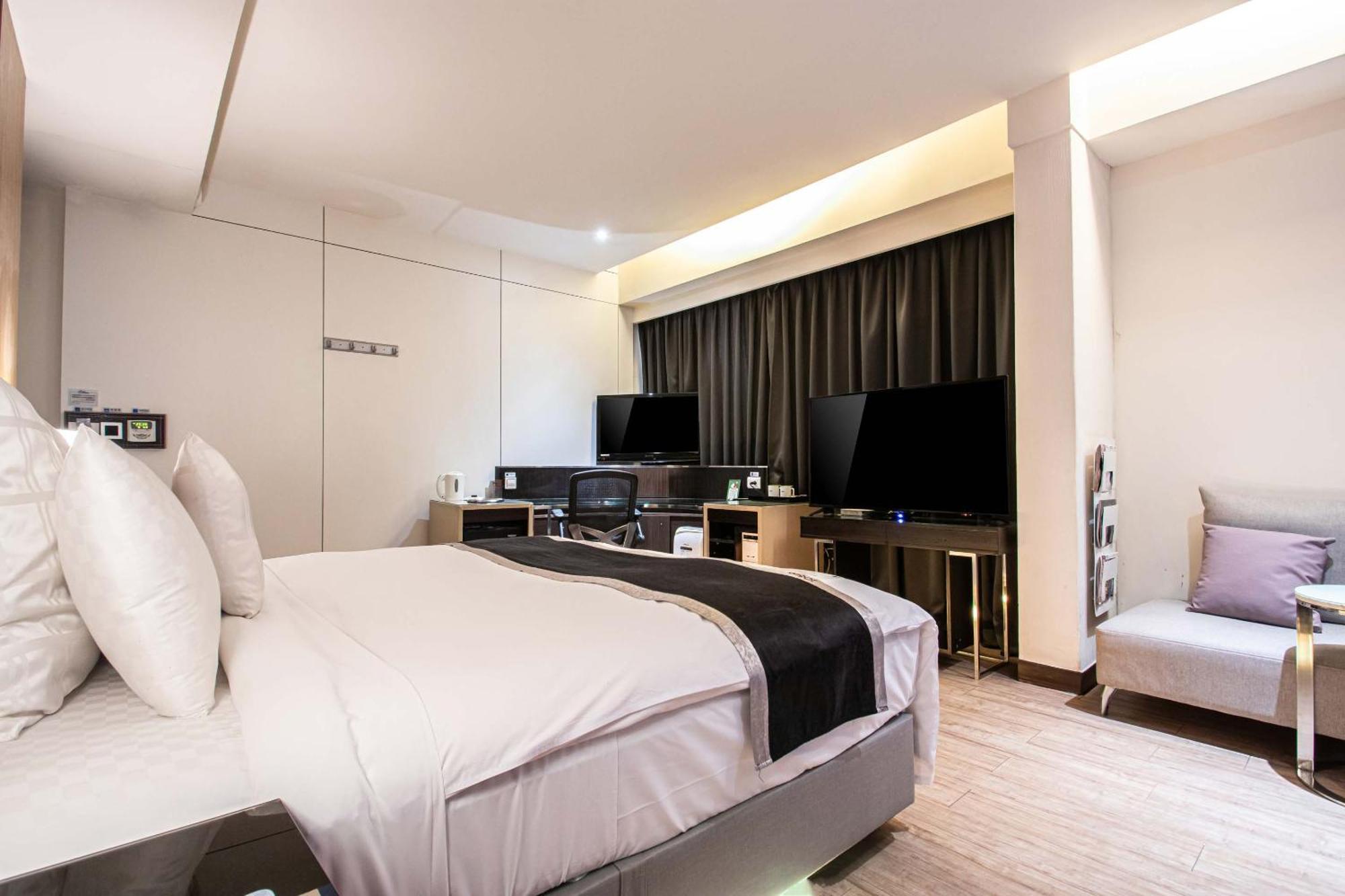 168 Motel-Hsinchu Εξωτερικό φωτογραφία
